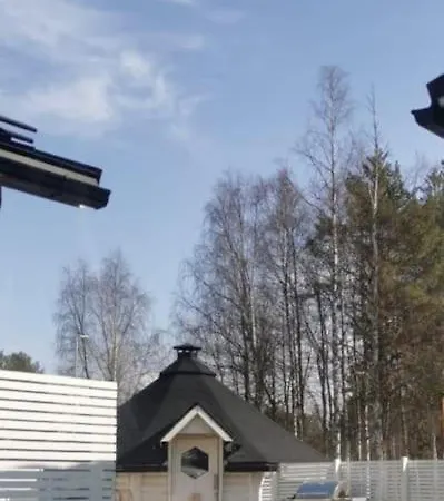 Moderni Talo Laehellae Joulupukkia Villa